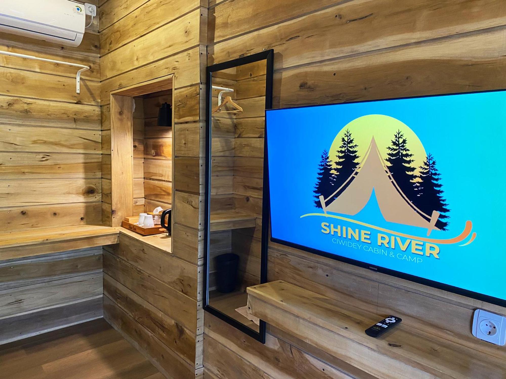 Shine River Ciwidey Esterno foto